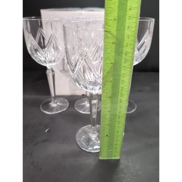 Waterford Crystal Marquis Lacey Wine Glass Set, Set of 4, Elegant Wine Glasses - Picture 9 of 13